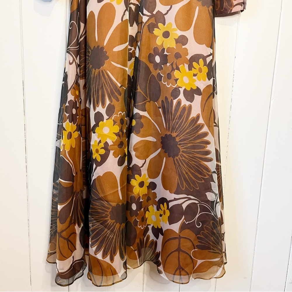 Vintage A Dress Town Original Brown Floral Maxi Dress. - Picture 9 of 10